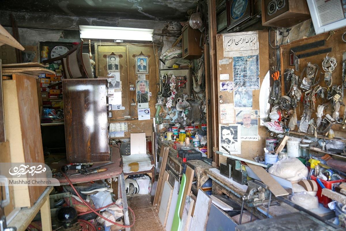 جعبههای «صادق بستنی» را من ساختم جعبههای «صادق بستنی» را من ساختم