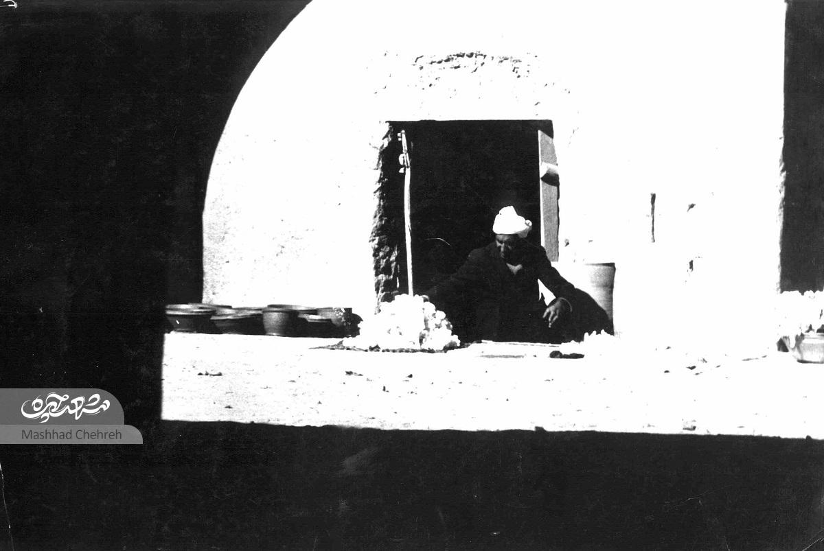 نگاهی به روزگار رفته بر صنعت فرش مشهد نگاهی به روزگار رفته بر صنعت فرش مشهد