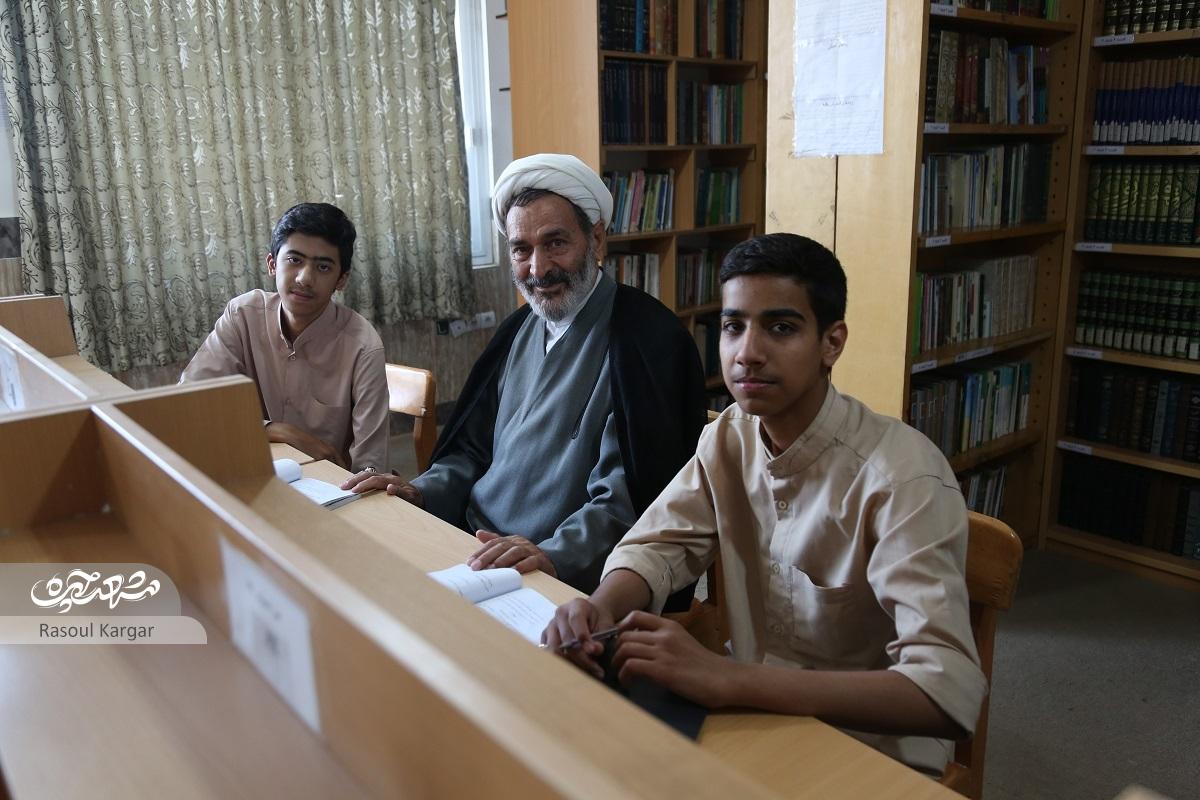 مدرسه علمیه نورالثقلین