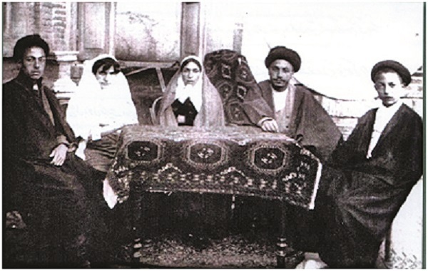 ازدواج حاج حسین آقا با نوابه قدسیه ازدواج حاج حسین آقا با نوابه قدسیه