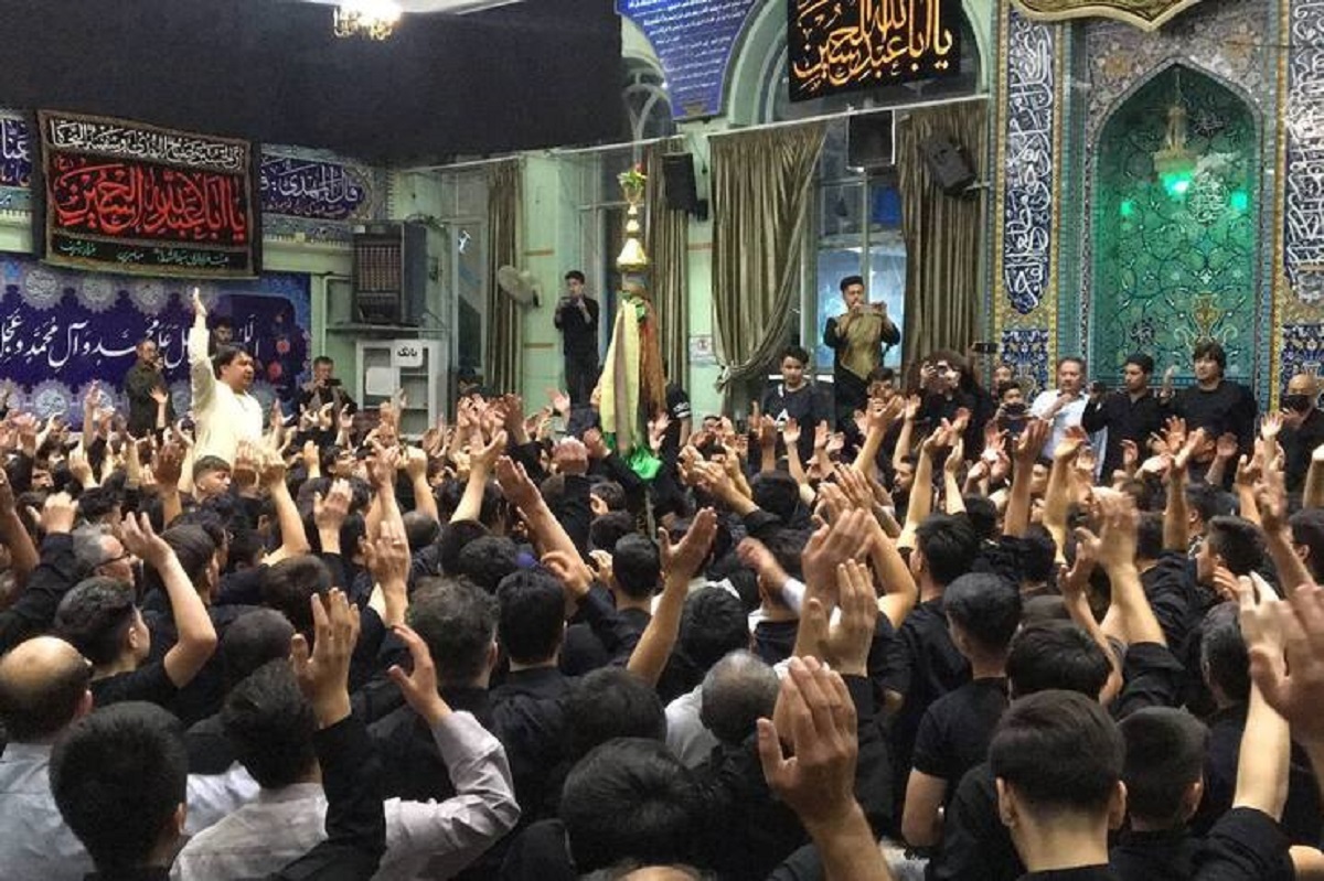 عزاداری به سبک افغانستانیهای مشهد عزاداری به سبک افغانستانیهای مشهد