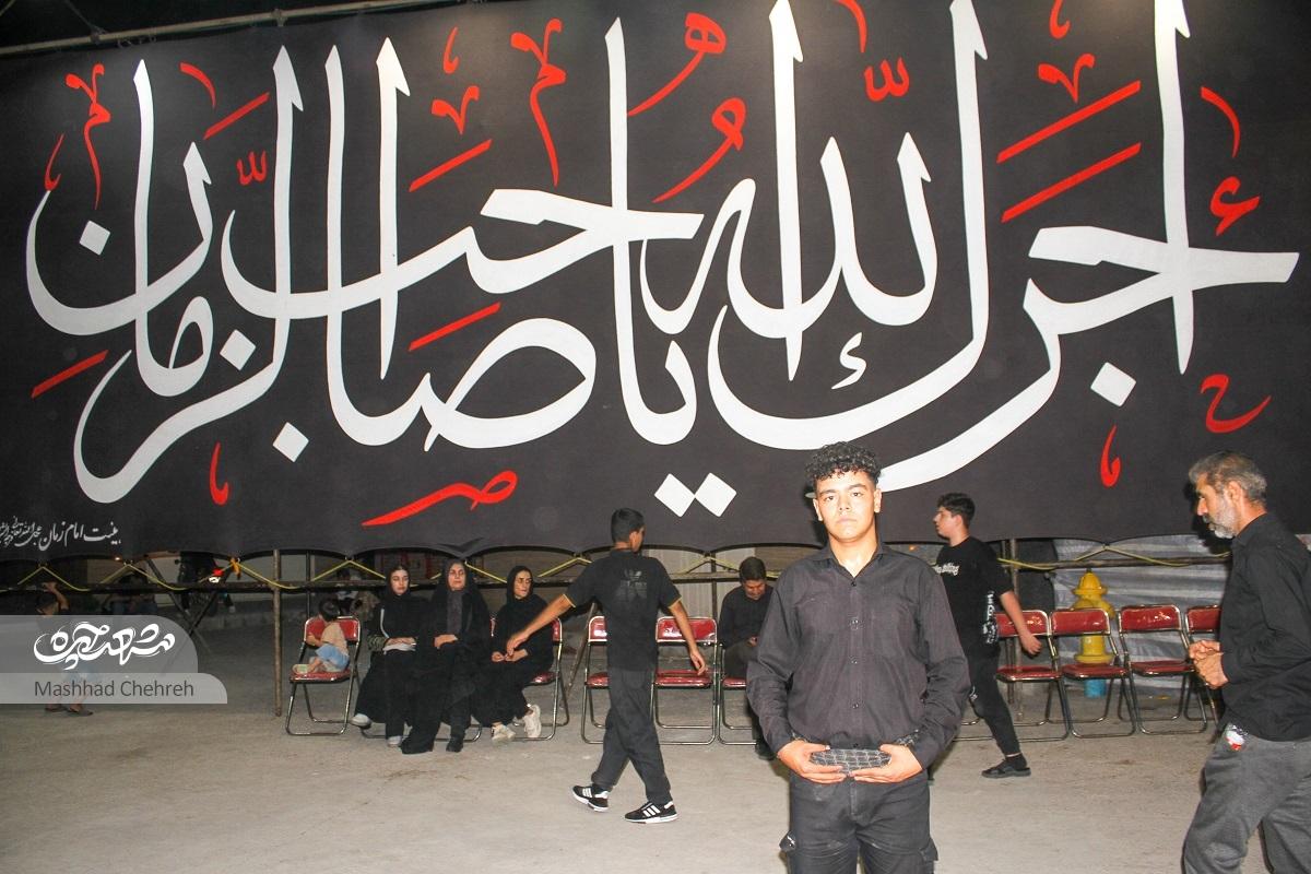 موکب مجتمع فرهنگی امامزمان(عج) این روزها پذیرای عزاداران حسینی است موکب مجتمع فرهنگی امامزمان(عج) این روزها پذیرای عزاداران حسینی است
