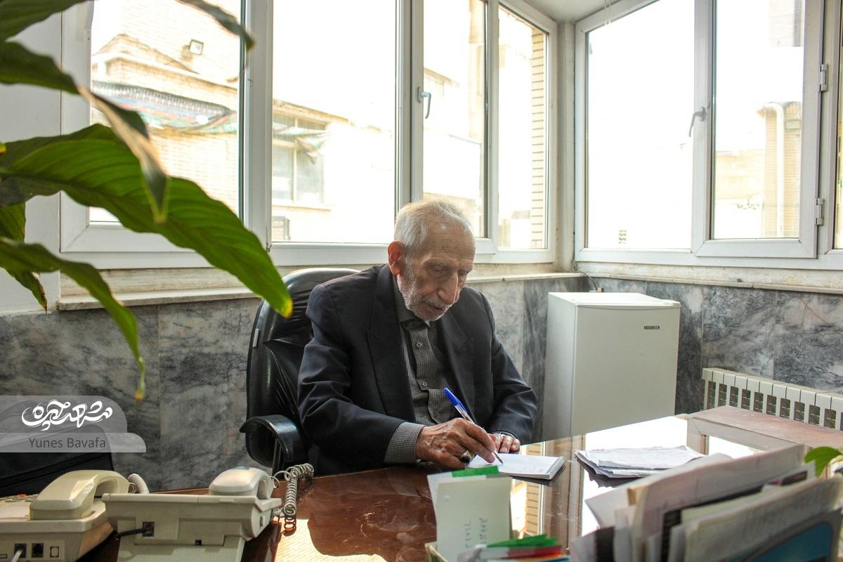 یتیمنوازی؛ چکیده زندگی ۹۰ ساله حاجحسین علمایی یتیمنوازی؛ چکیده زندگی ۹۰ ساله حاجحسین علمایی