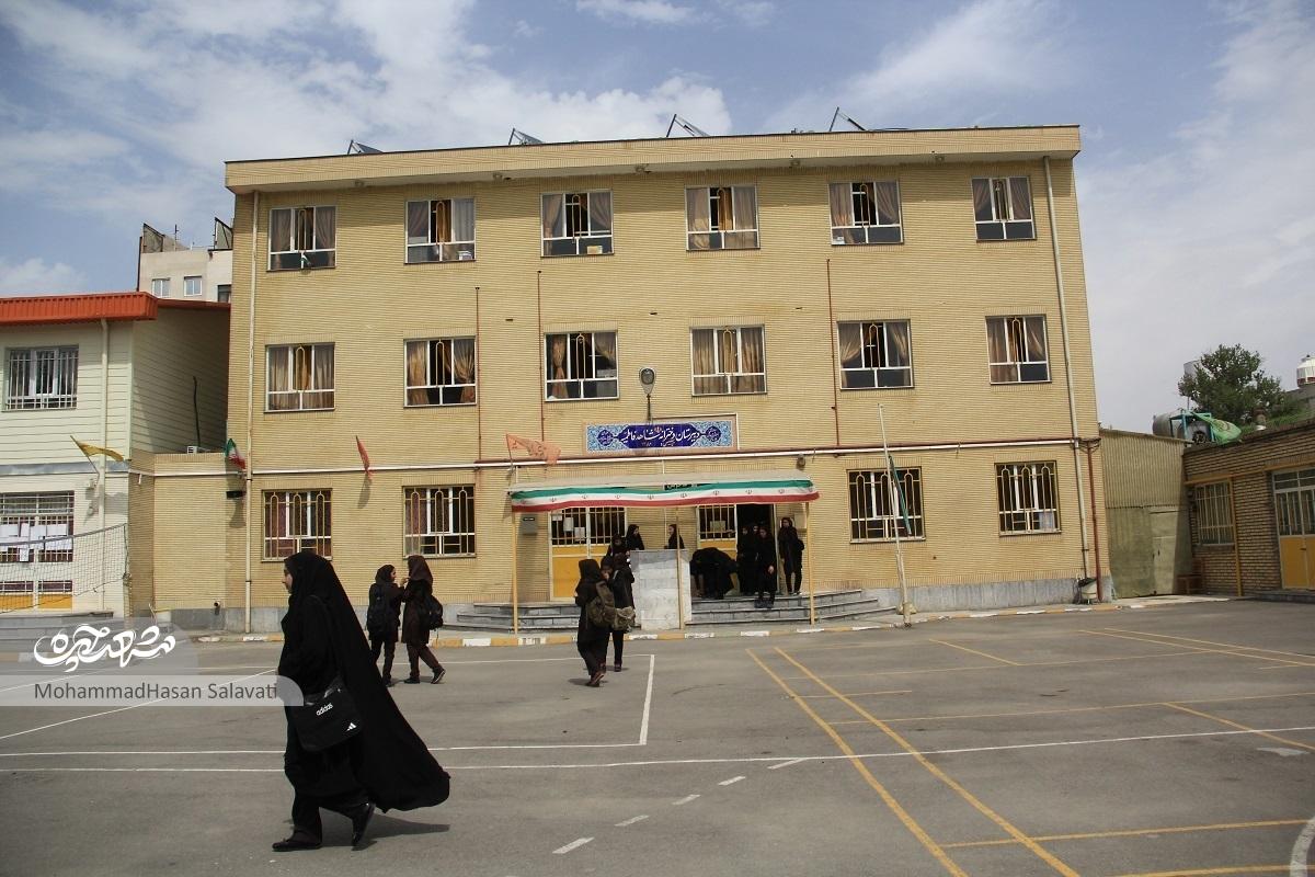 دبیرستان دخترانه شاهد فاطمیه؛ خانه مدرسـه دبیرستان دخترانه شاهد فاطمیه؛ خانه مدرسـه