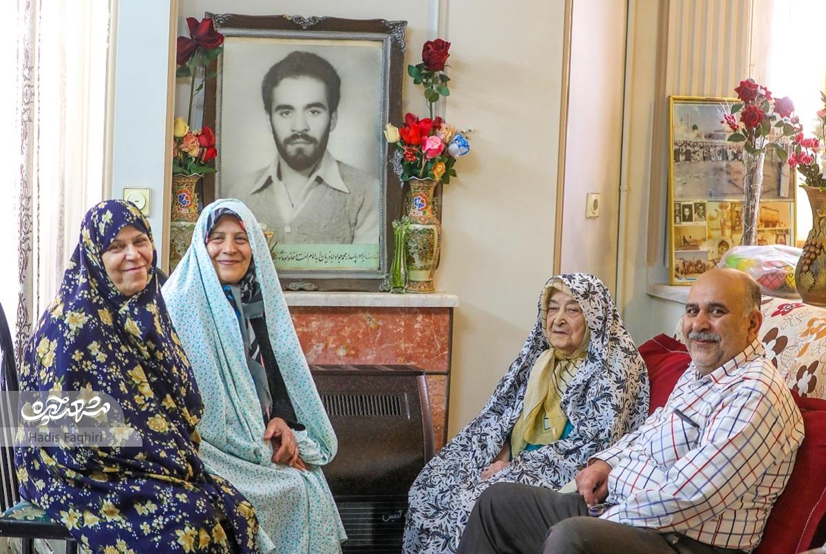 خانهای با عطر شهید محمدجواد اباذریان خانهای با عطر شهید محمدجواد اباذریان