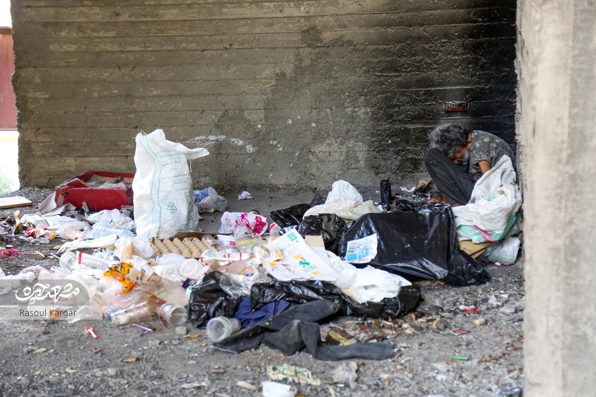 بلاتکلیفی ۱۵ ساله مدارس نیمه ساخته ۱۷ شهریور، کوچه تنباکوچی را ناامن کردهاست بلاتکلیفی ۱۵ ساله مدارس نیمه ساخته ۱۷ شهریور، کوچه تنباکوچی را ناامن کردهاست