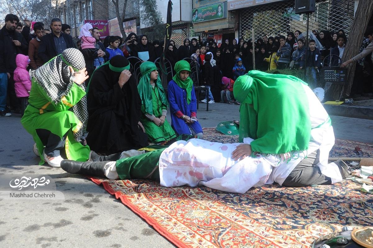 پاتوق هرساله تعـزیهخوانانِ «عاشقـان حرم» محـله شاهـد است پاتوق هرساله تعـزیهخوانانِ «عاشقـان حرم» محـله شاهـد است