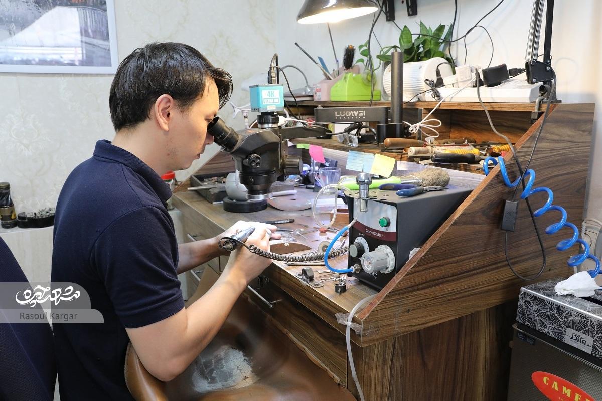 ۲ نسل انگشترسازی در خانواده علیزاده ۲ نسل انگشترسازی در خانواده علیزاده