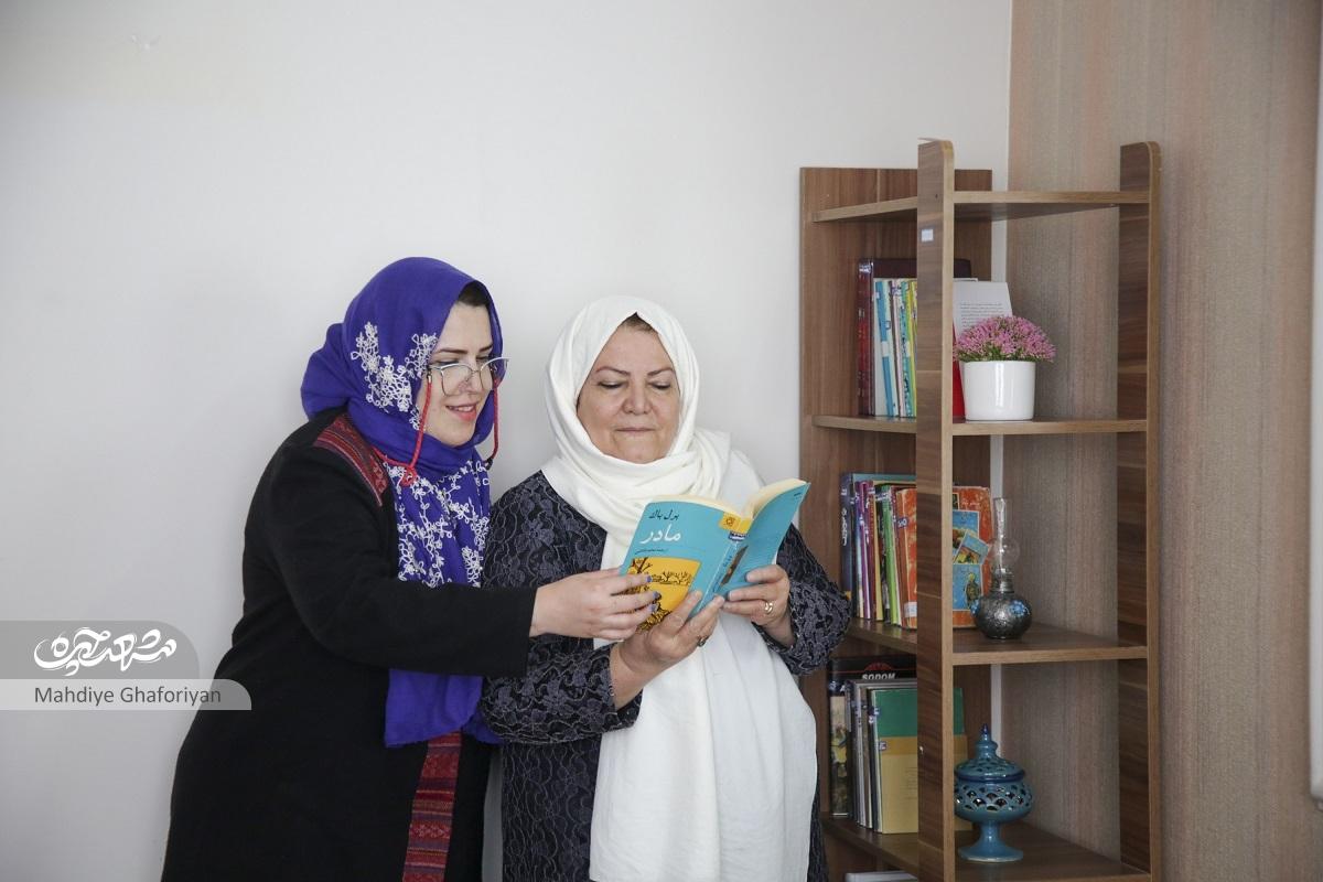 منزل خانواده خوش‌ذوق میرمرتضوی،  پاتوق اهل فرهنگ و ادب است