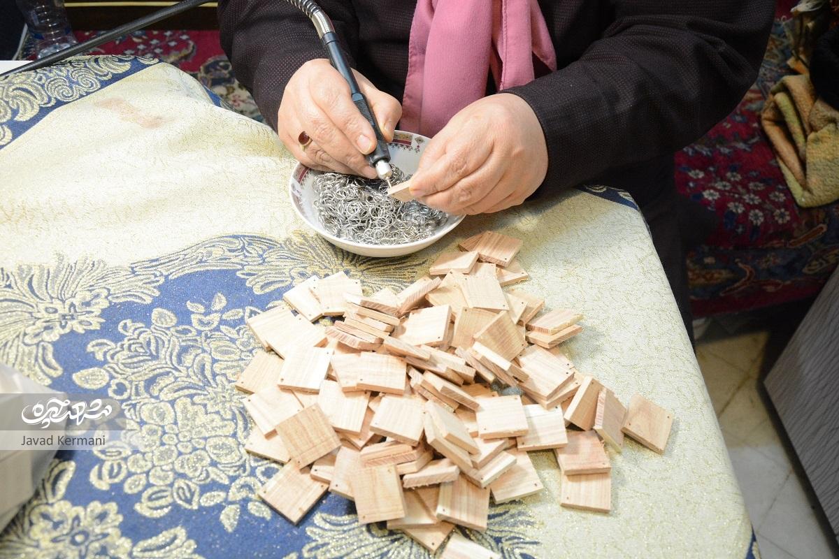 هنرهای خانم «مستنبط» از خیاطی تا معرق