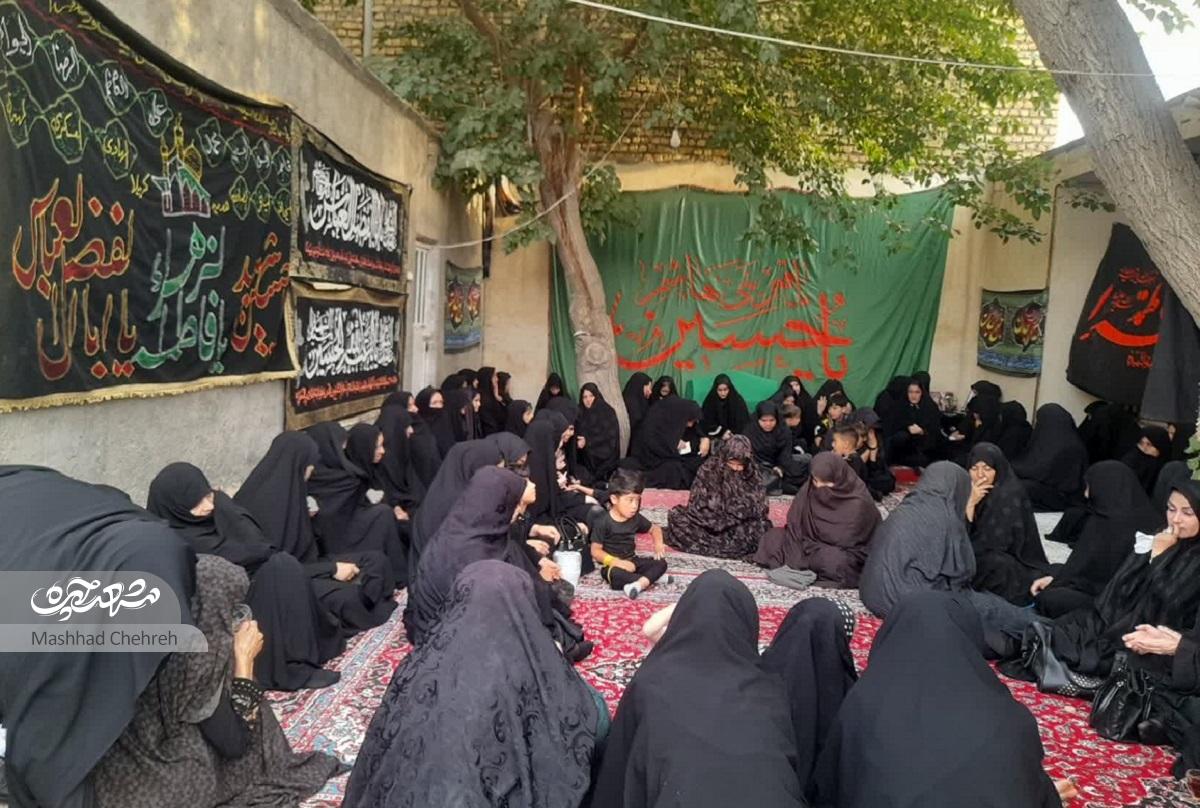 مرحوم زهرا نوایی، اولین بانی برگزاری روضه در محله اسماعیلآباد بود مرحوم زهرا نوایی، اولین بانی برگزاری روضه در محله اسماعیلآباد بود