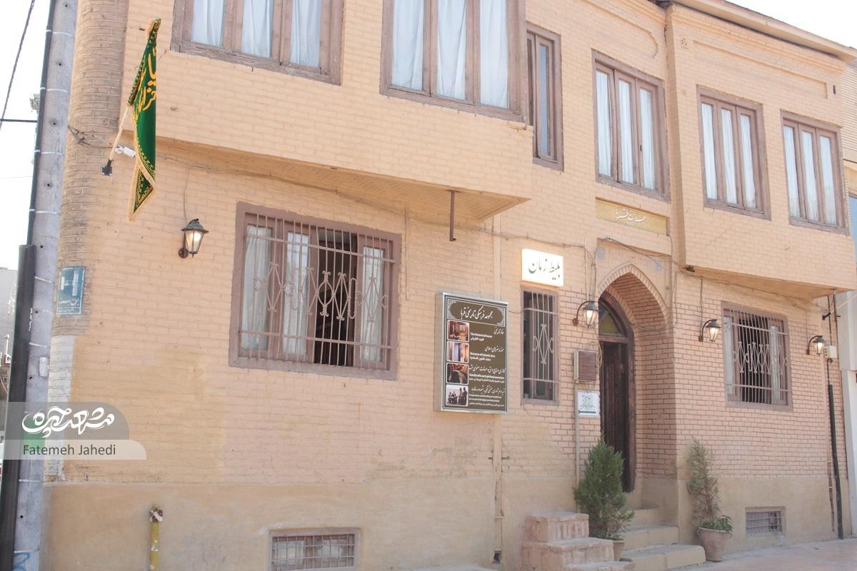 روایتگری تاریخ شفاهی در خانه دکترمحمد نصیریان روایتگری تاریخ شفاهی در خانه دکترمحمد نصیریان