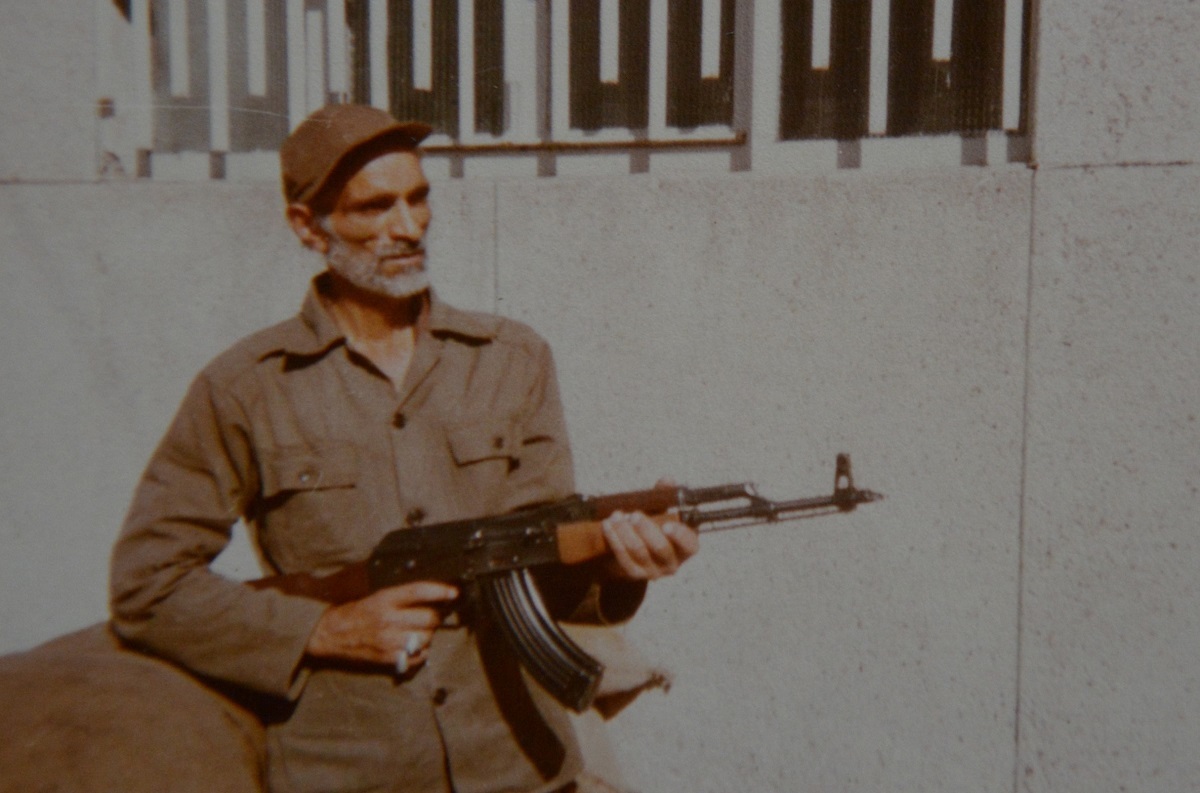 شهید احمد رستگارمقدم در محله اش به «دایی» شهرت داشت