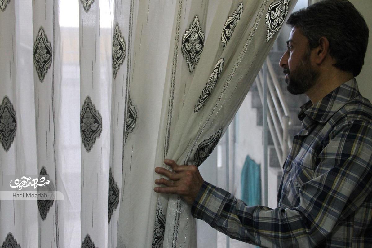 زخمهای جنگ بیست سال است که علی اکبر غنیمی را آزار میدهد زخمهای جنگ بیست سال است که علی اکبر غنیمی را آزار میدهد