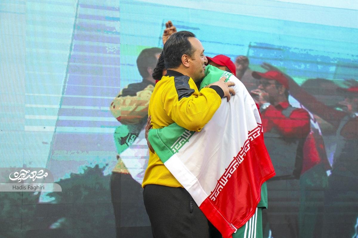محمد امین نوازی ششمین رکورد ملی خود را به ثبت رساندفرود متفاوت از پلکان باباکوهی محمد امین نوازی ششمین رکورد ملی خود را به ثبت رساندفرود متفاوت از پلکان باباکوهی