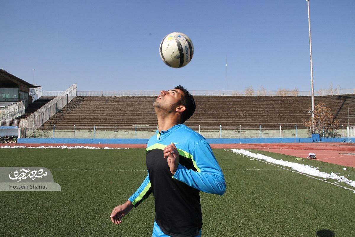 دنیای فوتبالی آقای گل محله امام خمینی(ره)