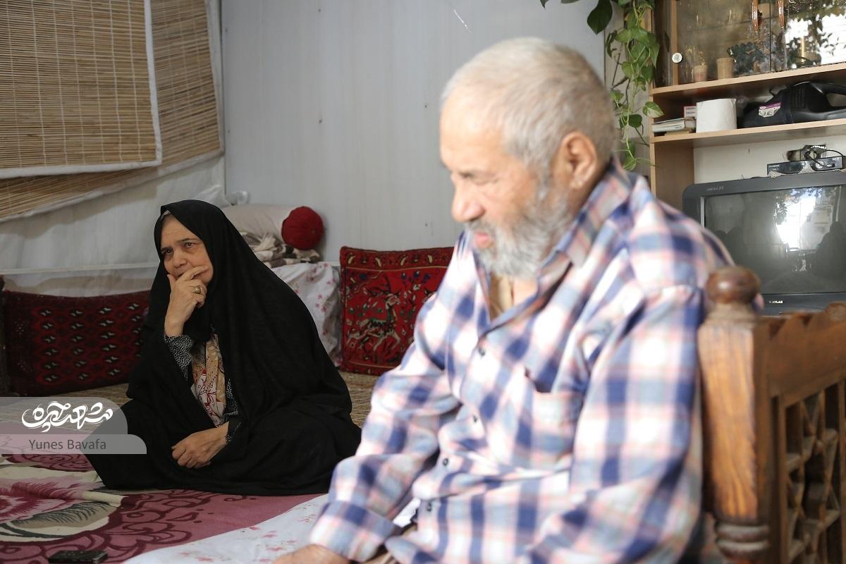 دستانی پرمهر معصومه خانم برای تن آزرده همسر جانبازش دستانی پرمهر معصومه خانم برای تن آزرده همسر جانبازش