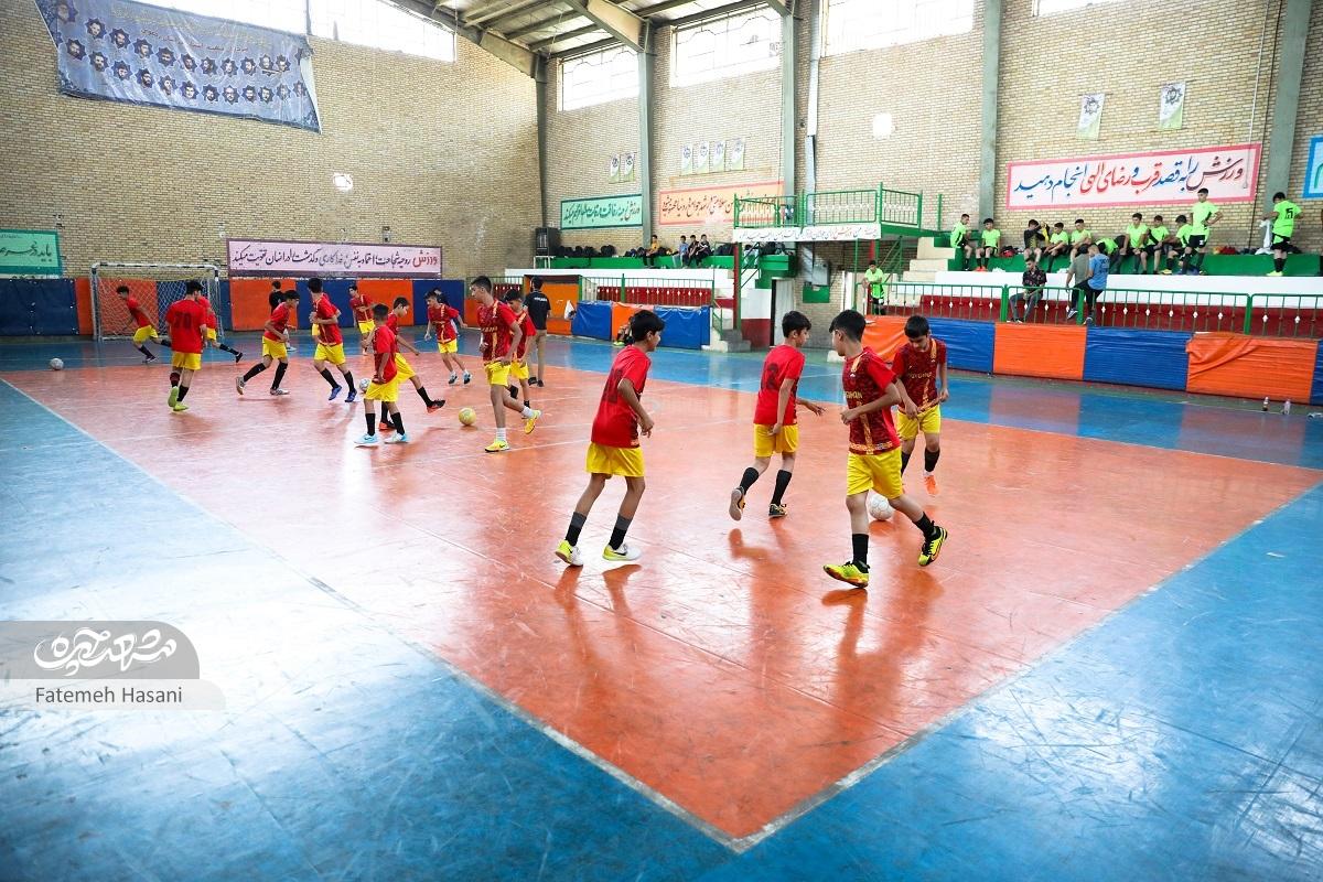 پیشگامی فوتسالیستهای مهرمادر در همدلی، اخلاق و رفاقت پیشگامی فوتسالیستهای مهرمادر در همدلی، اخلاق و رفاقت