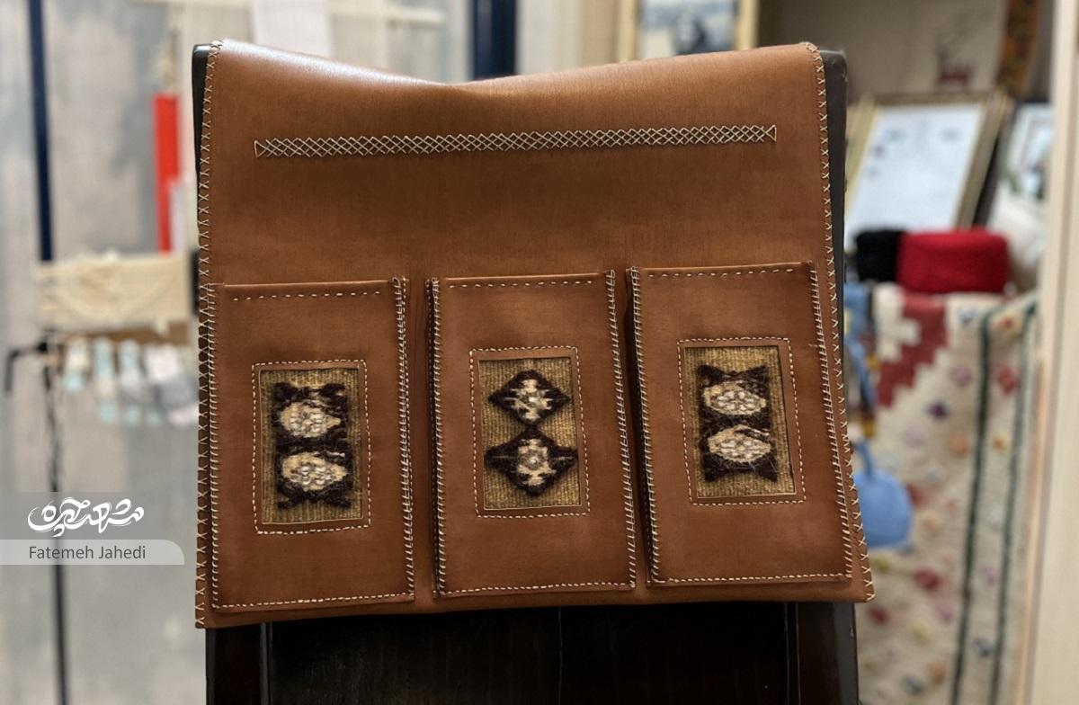 نازآفرین آرش هنر قالیبافی را به توانیابان هم آموزش میدهد نازآفرین آرش هنر قالیبافی را به توانیابان هم آموزش میدهد