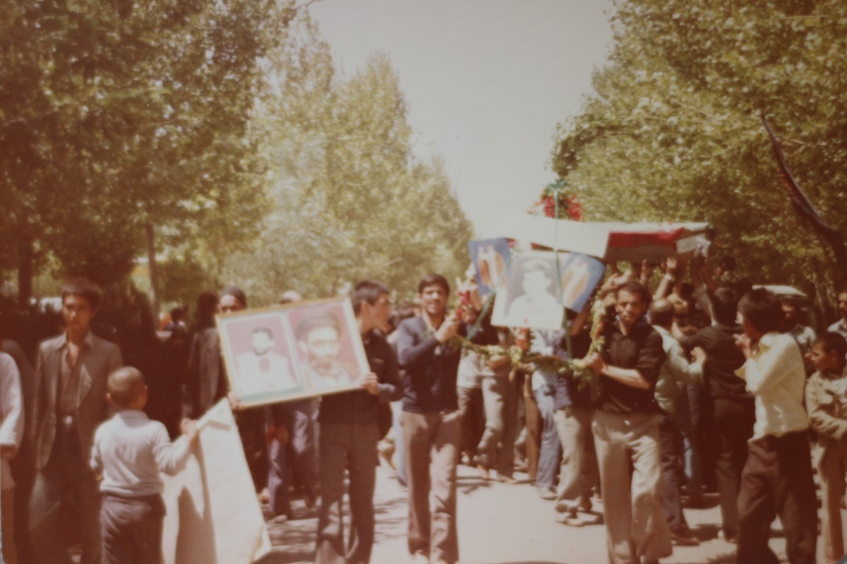 محمدجواد تونی نخستین شهید محله پروین اعتصامی بود محمدجواد تونی نخستین شهید محله پروین اعتصامی بود