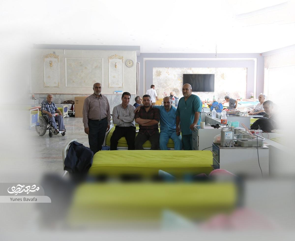 در آسایشگاه توانبخشی جانبازان امامخمینی(ره)، همه یک خانوادهایم در آسایشگاه توانبخشی جانبازان امامخمینی(ره)، همه یک خانوادهایم