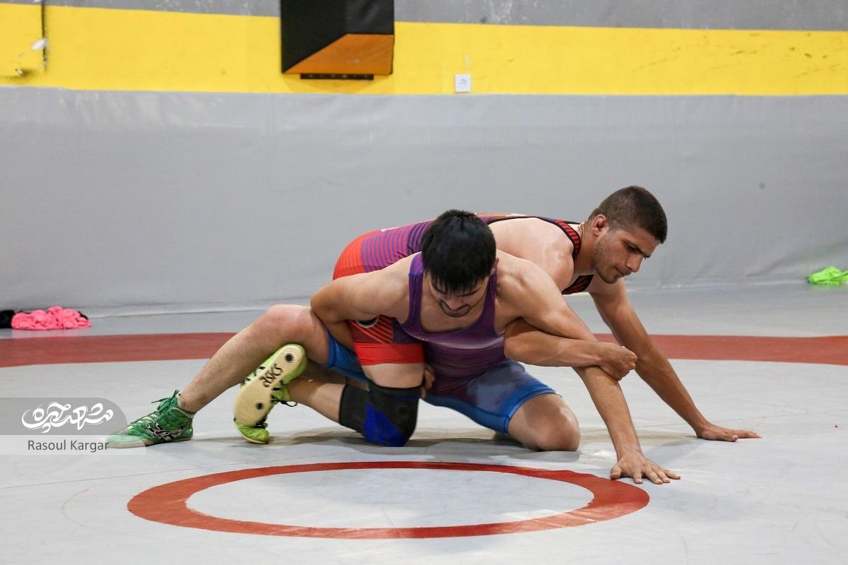 قهرمانی در سکوت