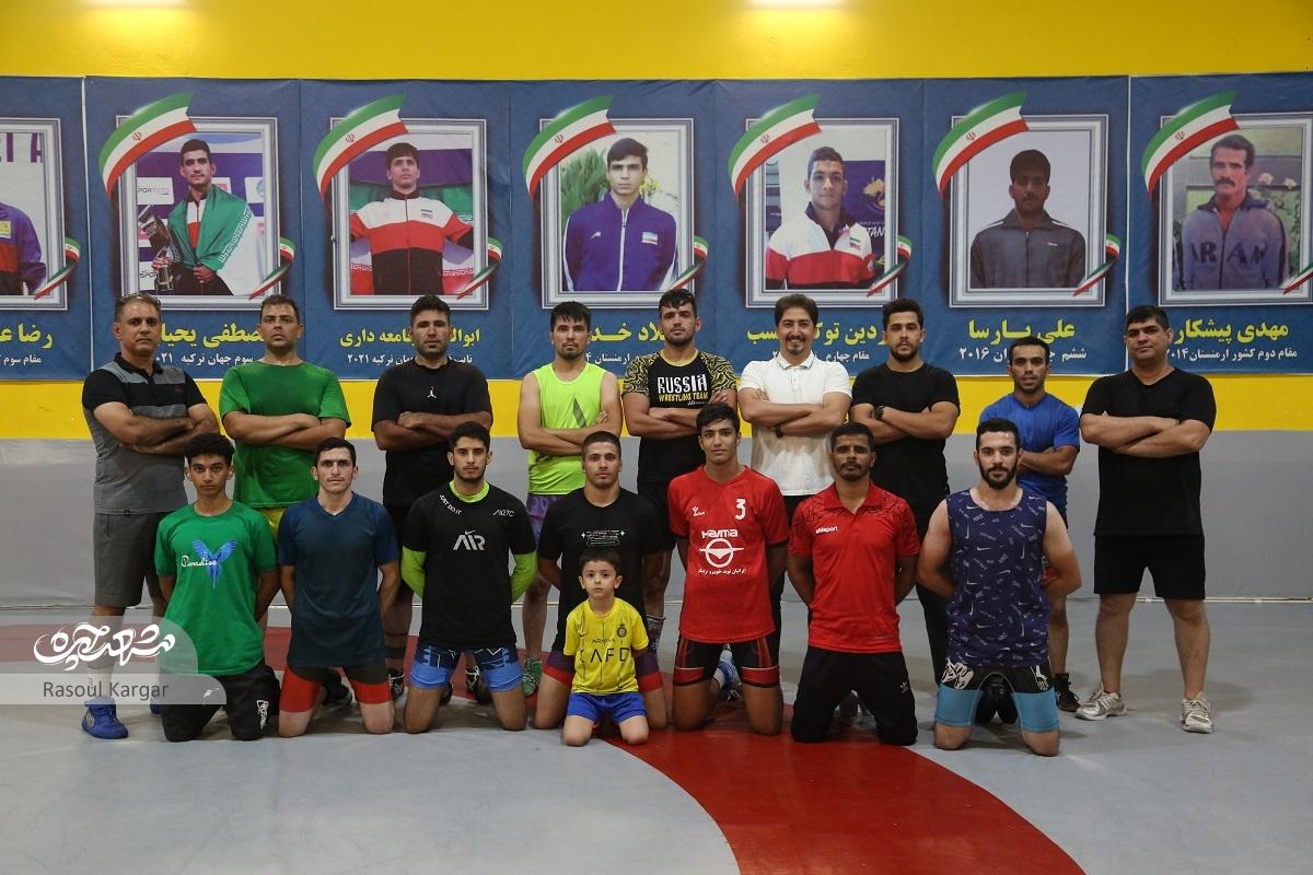 قهرمانی در سکوت