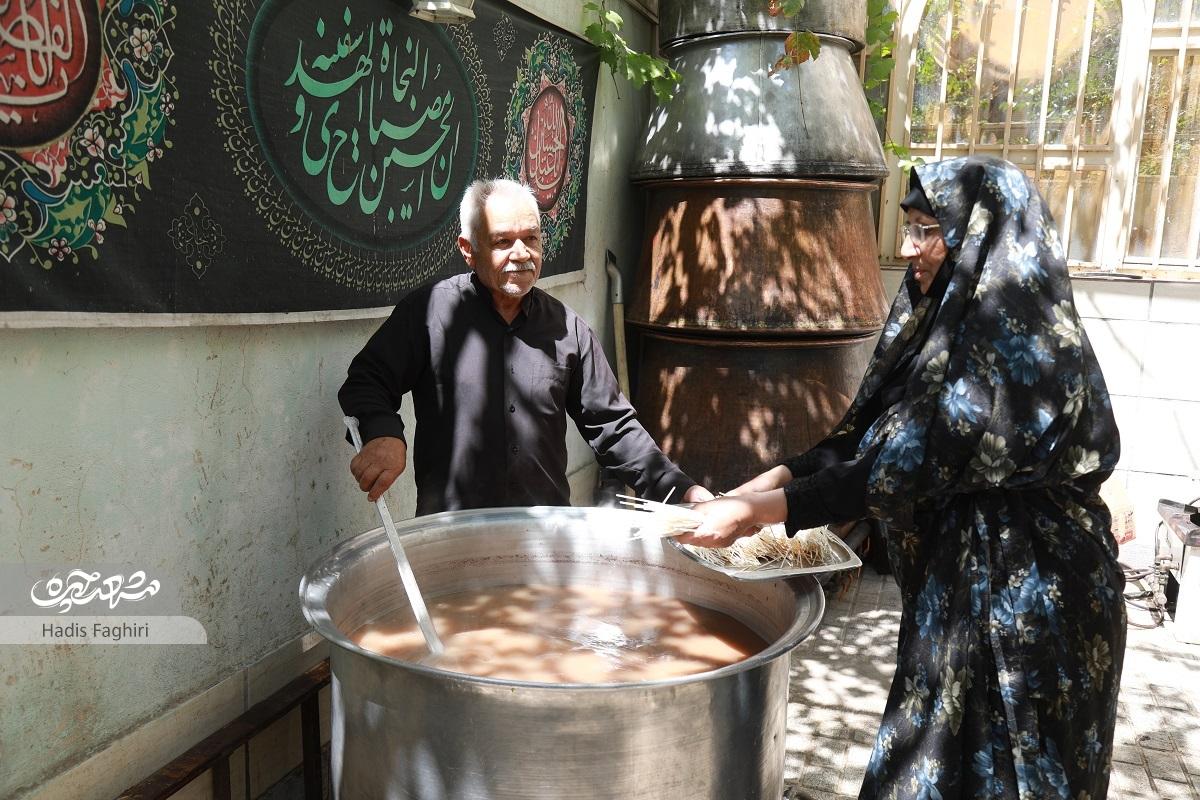 دلخوشیهای معنوی آقا و خانم«خوشدل» دلخوشیهای معنوی آقا و خانم«خوشدل»