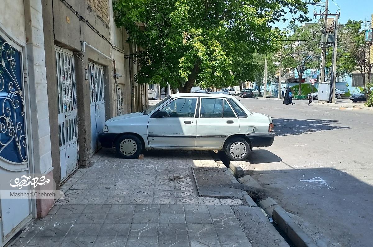 پای دیروز بر چهره کوچه مسلم شمالی‌۶