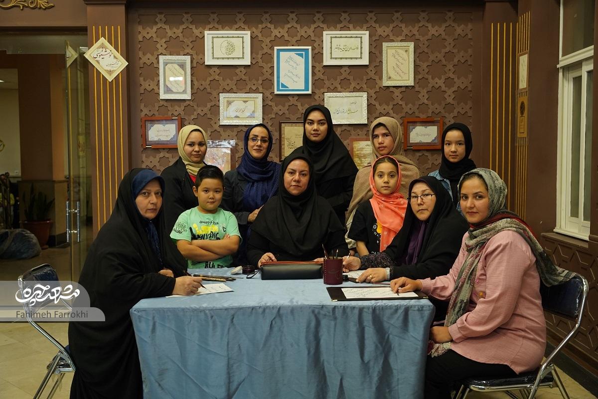 ناهید مهمان‌دوست در شرایط دشوار زندگی، خوش‌نویسی را رها نکرد