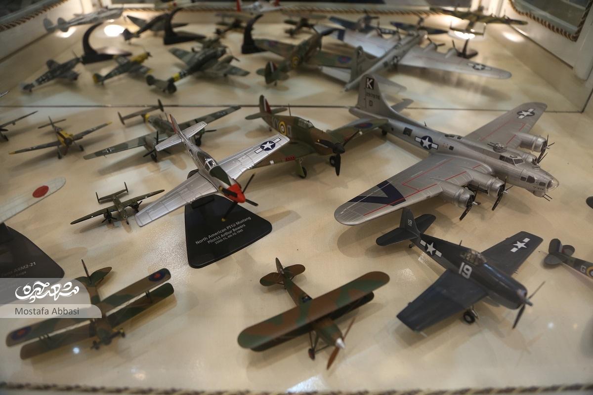 ۳۸۰ فروند هواپیما در خانه محمدجواد رزمجو