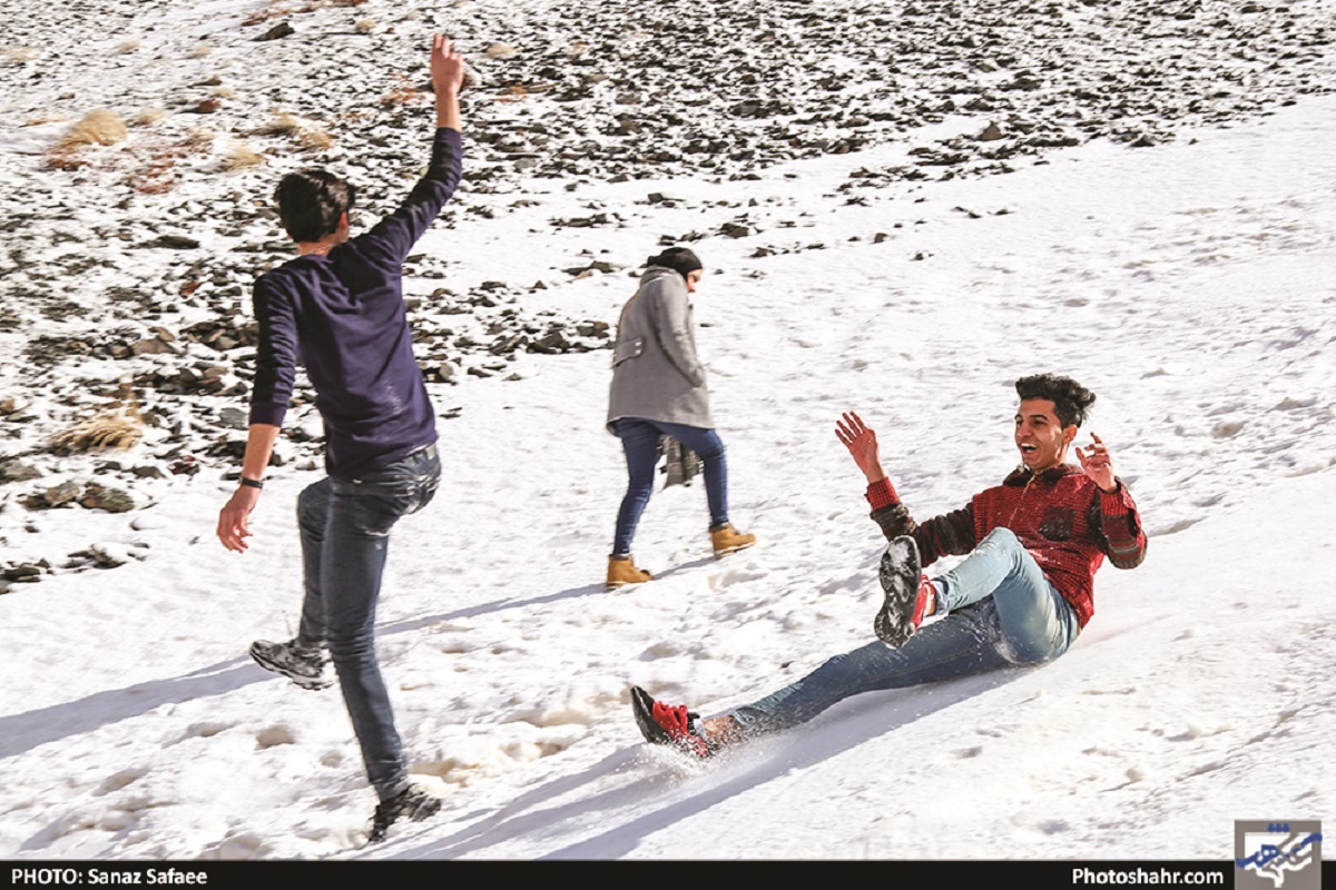با امن ترین و نزدیک ترین مسیرهای برف بازی حوالی مشهد آشنا شوید