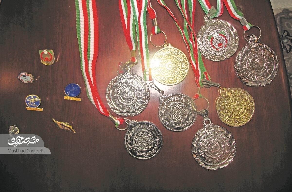 پگاه آشتیبر سابقه عضویت در تیم ملی والیبال بانوان را دارد پگاه آشتیبر سابقه عضویت در تیم ملی والیبال بانوان را دارد