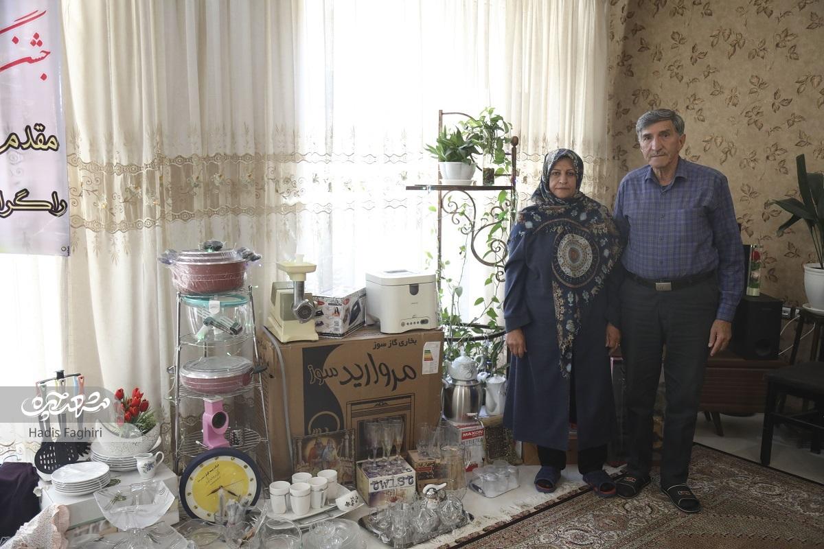 مریمسادات با کمک دیگران گره زندگی زوجهای بیبضاعت را باز میکند مریمسادات با کمک دیگران گره زندگی زوجهای بیبضاعت را باز میکند