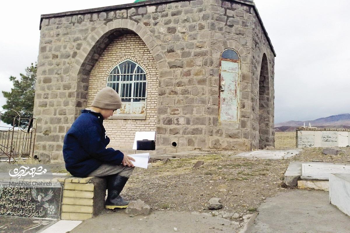 بخشهایی از فیلم کوتاه 12دقیقهای با نام «حضور» سال88 بخشهایی از فیلم کوتاه 12دقیقهای با نام «حضور» سال88