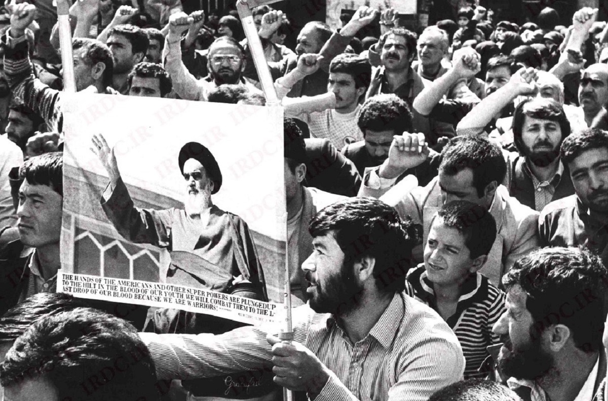 سیدعلی موسوی، شهید ۱۸ ساله انقلاب در محله کوشش است