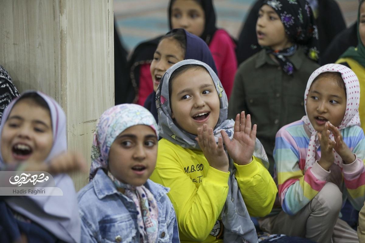 تولد دورهمی کودکان آبان‎ماهی گلشهر در مسجد امام‌جعفر‌صادق (ع)