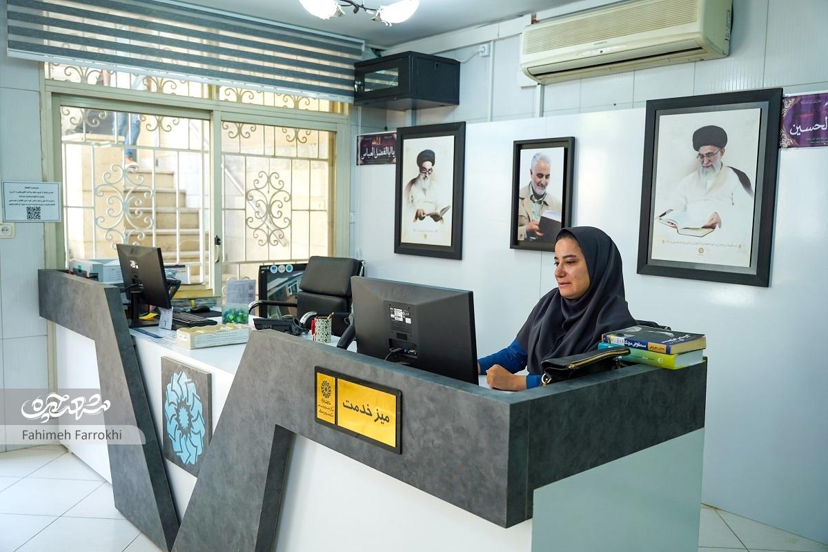 خانواده رضایی ۲ طبقه از منزلشان را برای احداث کتابخانه اهدا کرده‌اند