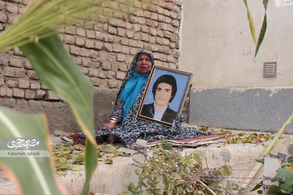 اولین فرزندی که از مریم انوری ماند، شهید شد اولین فرزندی که از مریم انوری ماند، شهید شد