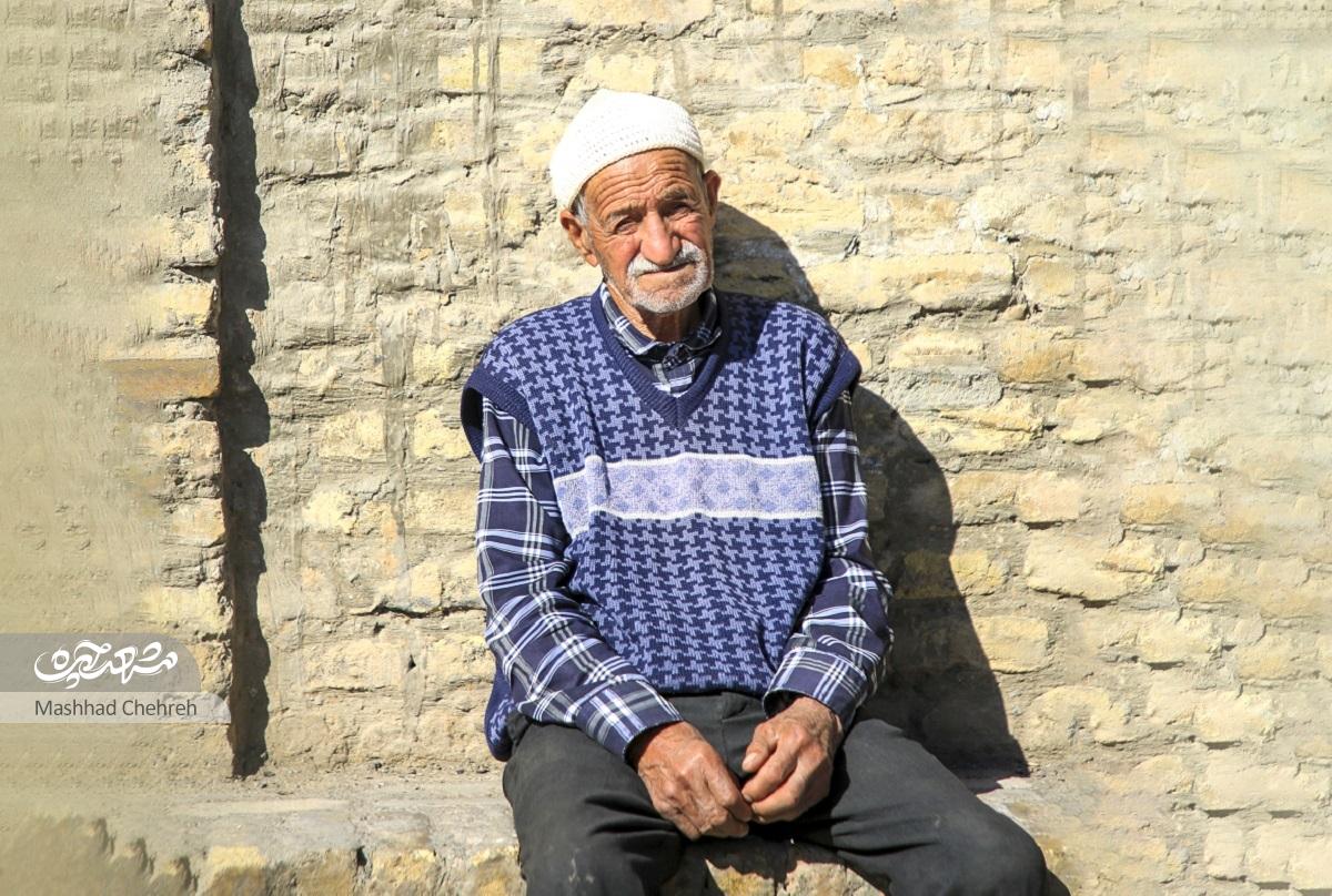 8دهه از زندگی حاج عباس ربانی در روستای آبا و اجدادیاش میگذرد 8دهه از زندگی حاج عباس ربانی در روستای آبا و اجدادیاش میگذرد