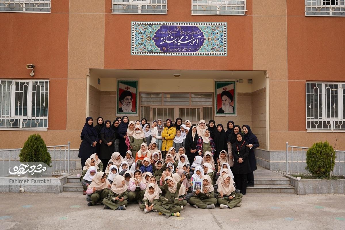 دانشآموزان دبستان استثنایی کوی سلمان برای زندگی در اجتماع آماده میشوند دانشآموزان دبستان استثنایی کوی سلمان برای زندگی در اجتماع آماده میشوند