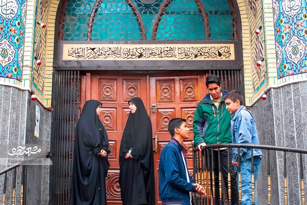 نوجوانان بسیجی محله سیدی پای کارند نوجوانان بسیجی محله سیدی پای کارند