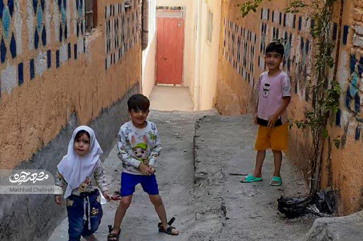 ۴ مدرسه در کوچه صابر یک ۴ مدرسه در کوچه صابر یک