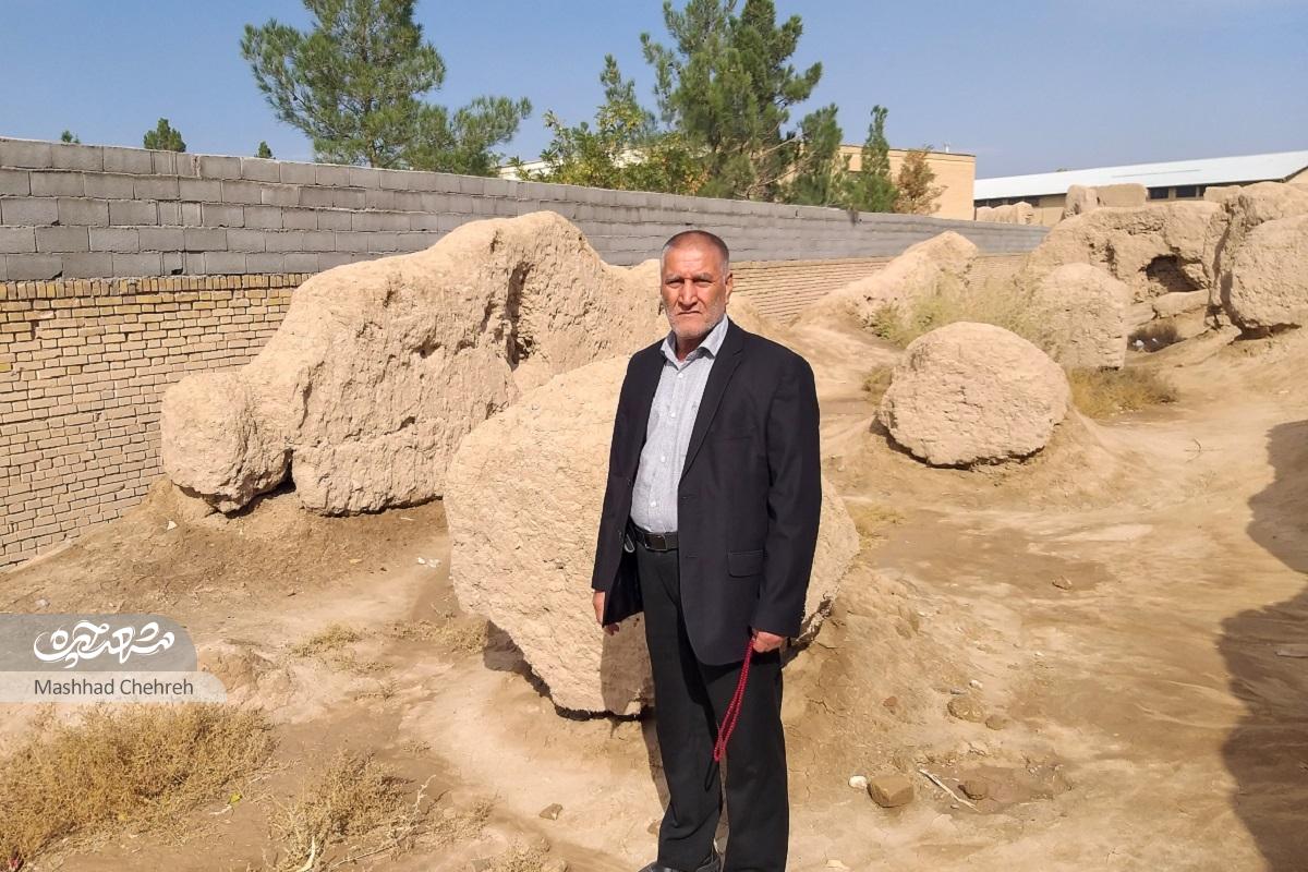 ساکن قدیمی توس، در ۷ دهه از عمر خود روزگار متفاوتی را تجربه کرده است خانههای قلعه به هم راه داشت ساکن قدیمی توس، در ۷ دهه از عمر خود روزگار متفاوتی را تجربه کرده است خانههای قلعه به هم راه داشت