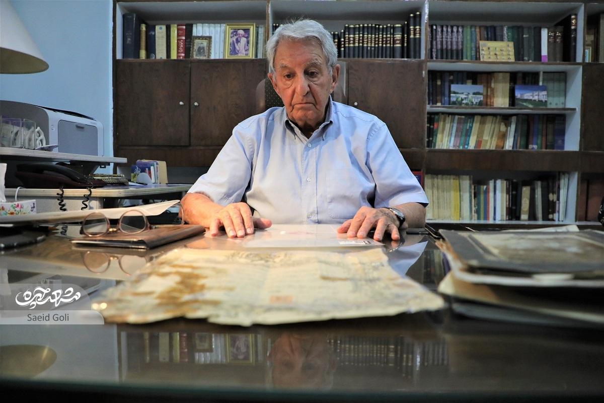 خاطرات زنده قدیمیترین پزشک شهر و اولین رئیس بیمارستان قائم(عج) مشهد خاطرات زنده قدیمیترین پزشک شهر و اولین رئیس بیمارستان قائم(عج) مشهد