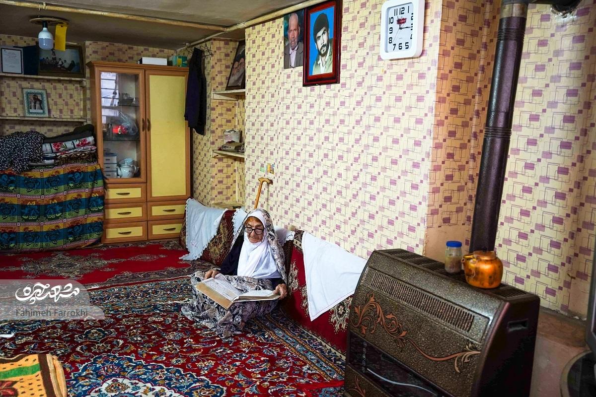 دلتنگیهای «ننه حسن» برای فرزند شهیدش «حسن قائمی» دلتنگیهای «ننه حسن» برای فرزند شهیدش «حسن قائمی»