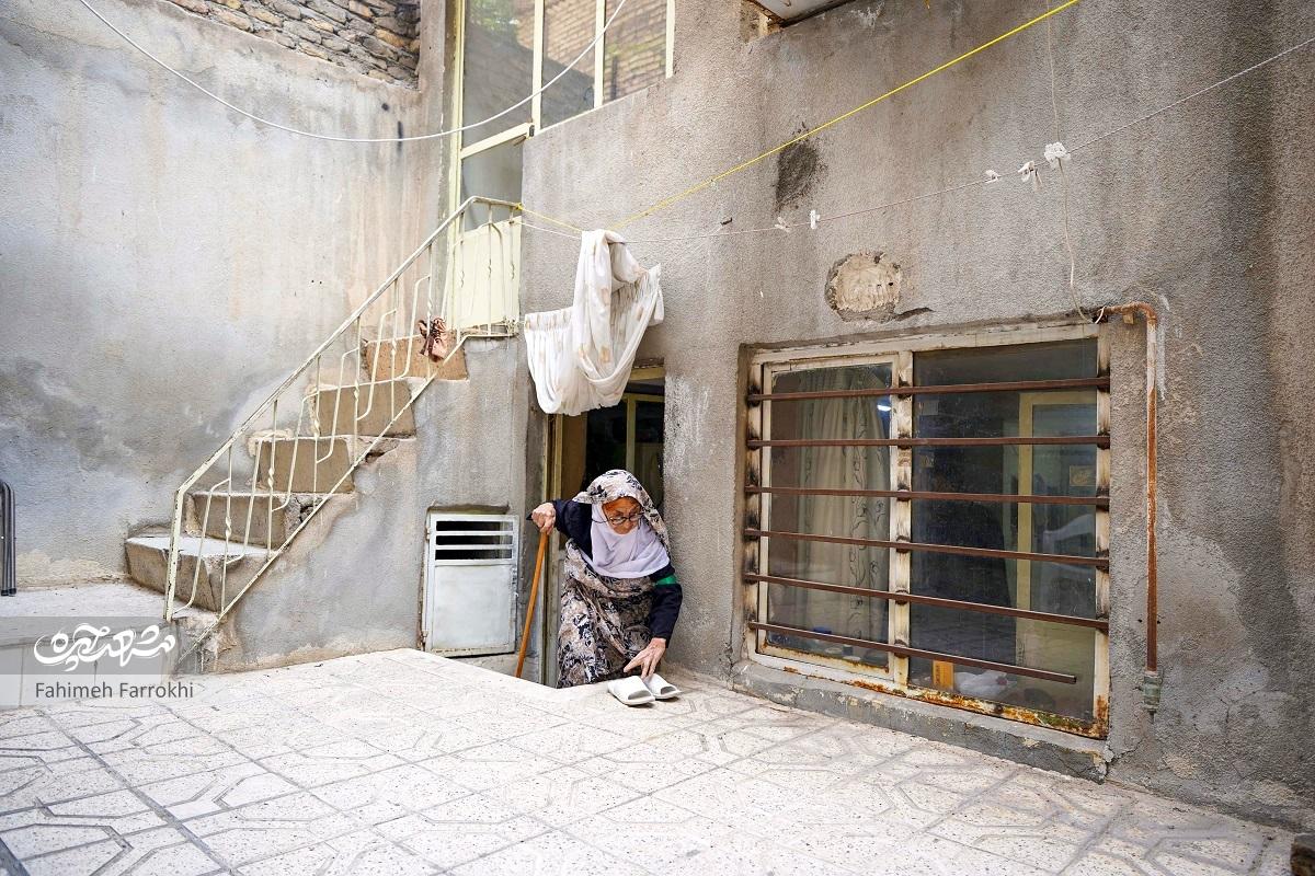 دلتنگیهای «ننه حسن» برای فرزند شهیدش «حسن قائمی» دلتنگیهای «ننه حسن» برای فرزند شهیدش «حسن قائمی»