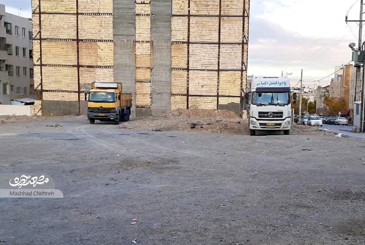 دردسر همسایگی با زمینهای بزرگ مقیاس دردسر همسایگی با زمینهای بزرگ مقیاس