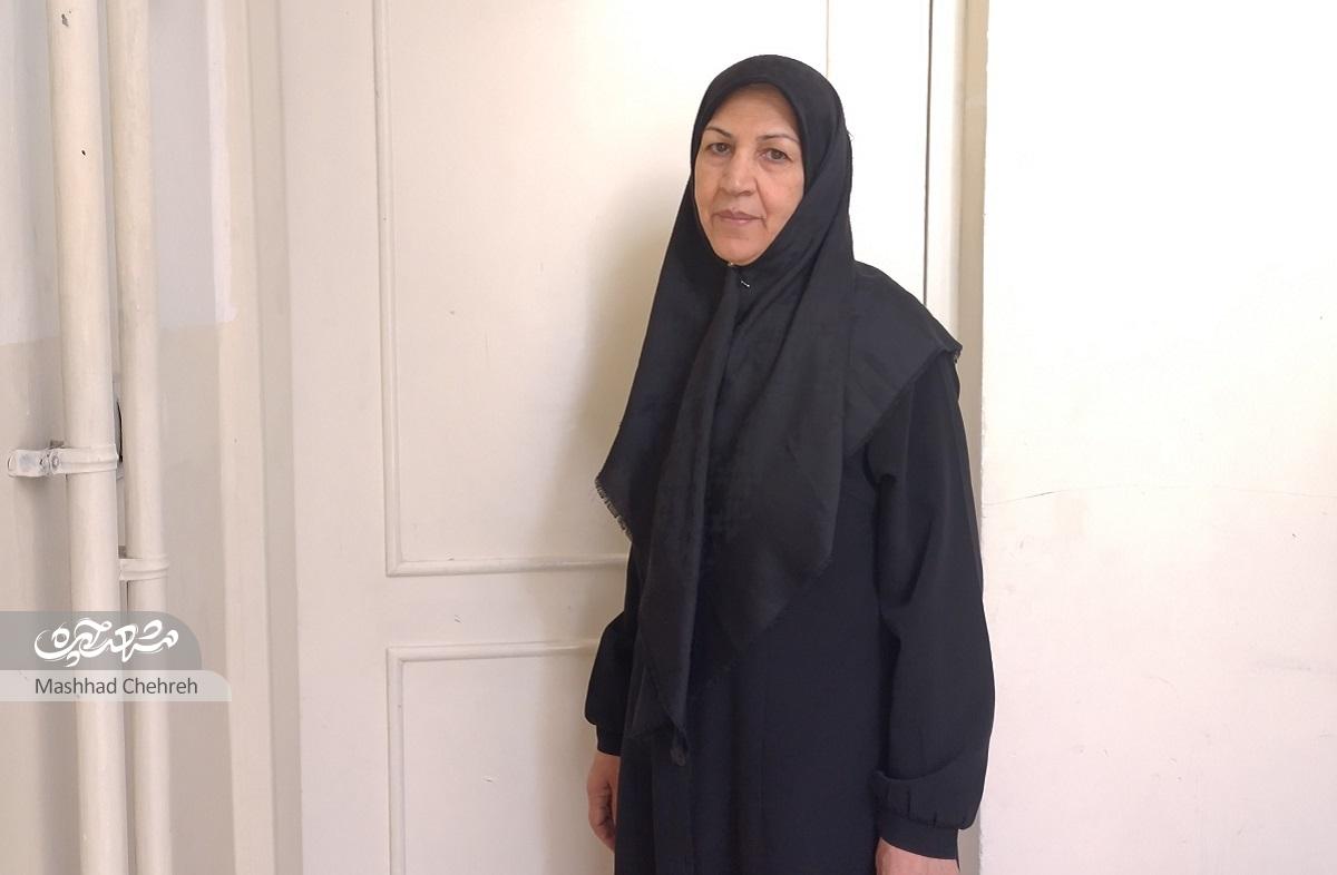 آشنایی به صرف یک قوری چای در محله ایثارگران