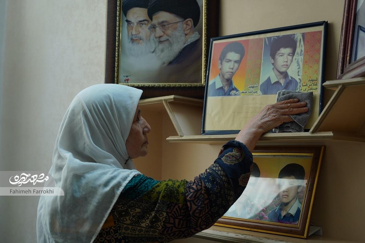 حسرت آخرین خداحافظی برای مادر شهیدان صفدرینژاد حسرت آخرین خداحافظی برای مادر شهیدان صفدرینژاد